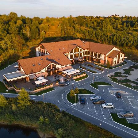 Equides Club Hotel Lesniki Екстериор снимка