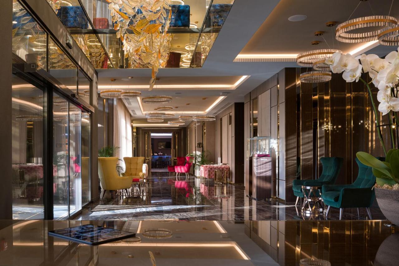 Equides Club Hotel Lesniki Екстериор снимка