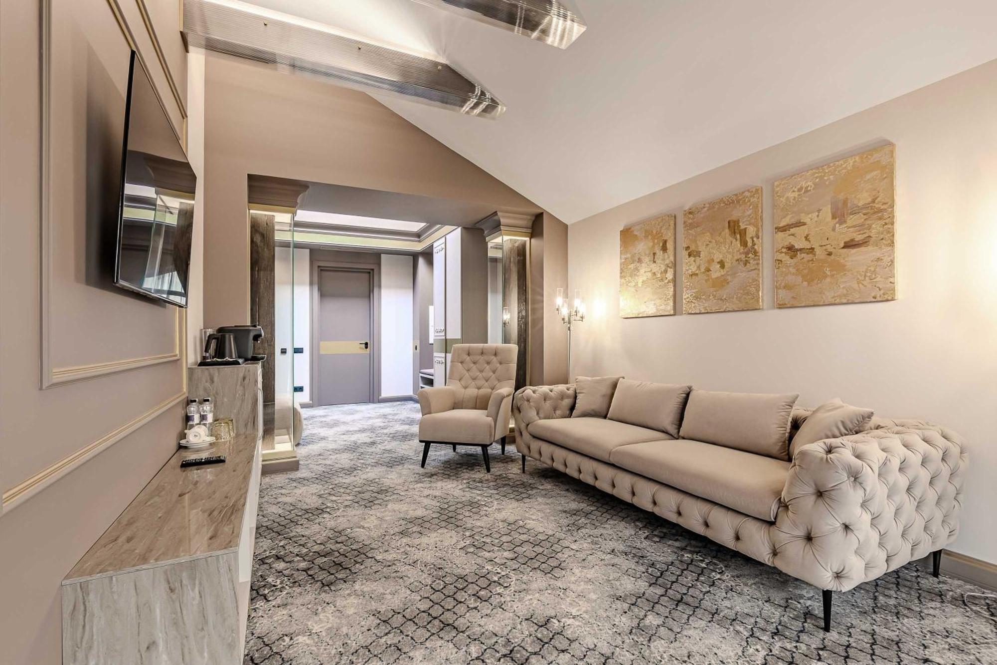 Equides Club Hotel Lesniki Екстериор снимка
