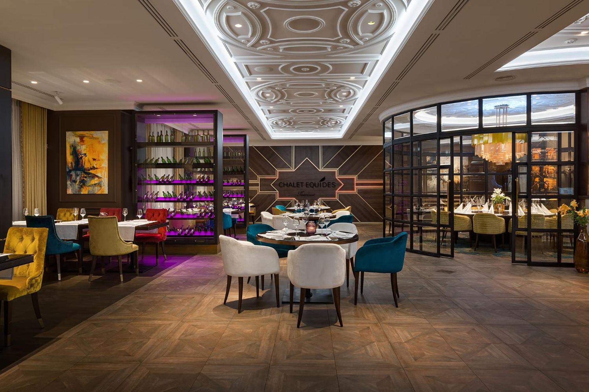Equides Club Hotel Lesniki Екстериор снимка